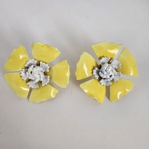 Enameled Yellow Flower lightweight clip on Vintage Statement earrings